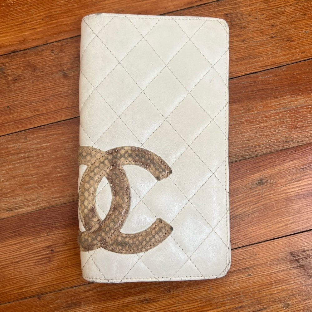 Chanel Long White Quilted Leather CC Wallet Organizer Coin Purse